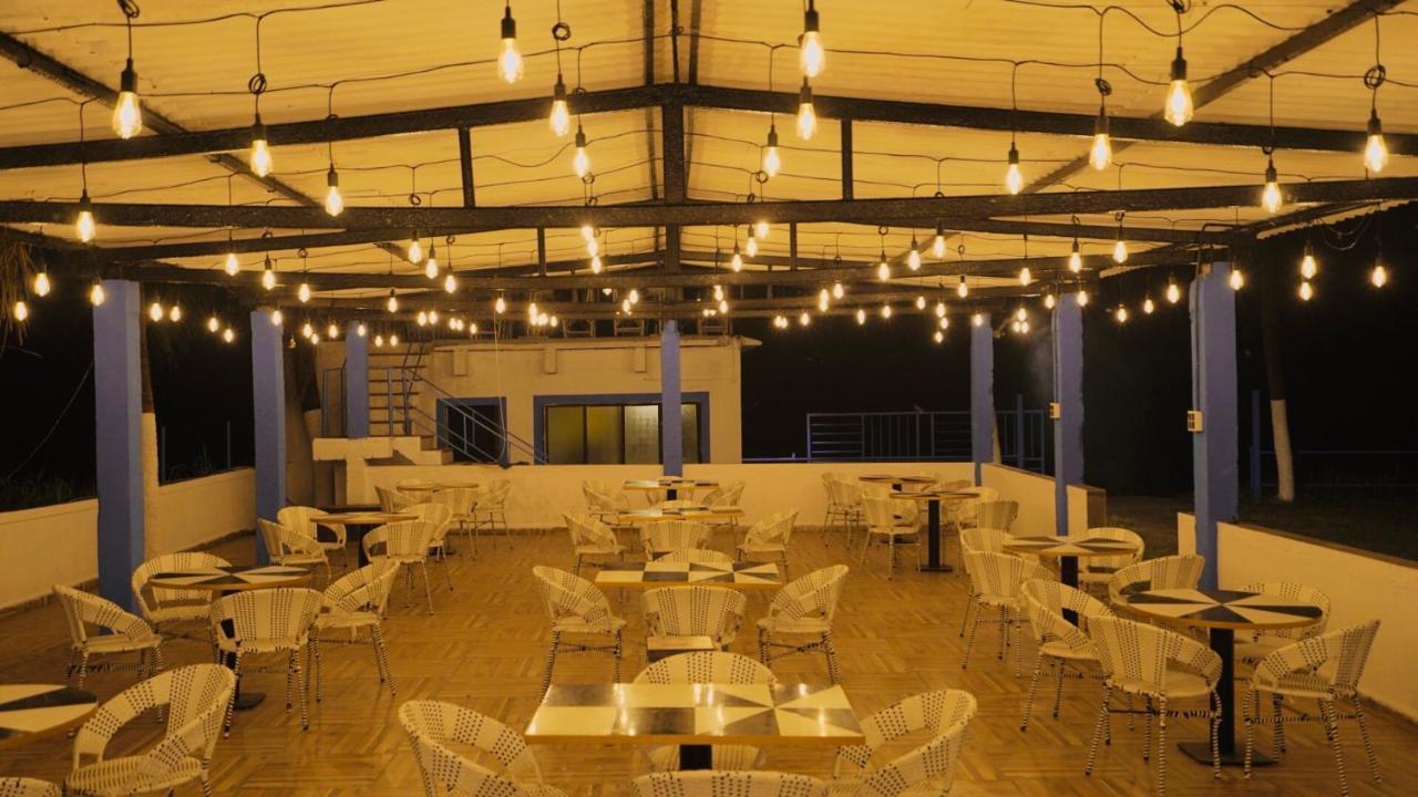 Santorini Vasai Resort Exterior foto